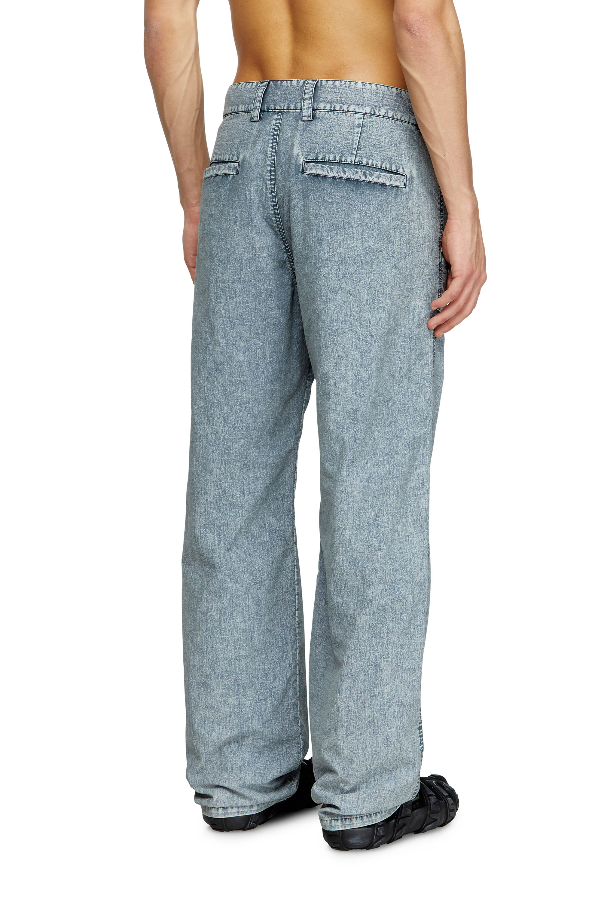 Diesel - P-HANTIK-CHINO, Herren Chinohose aus recyceltem Nylon-Taslan in Hellblau - 4