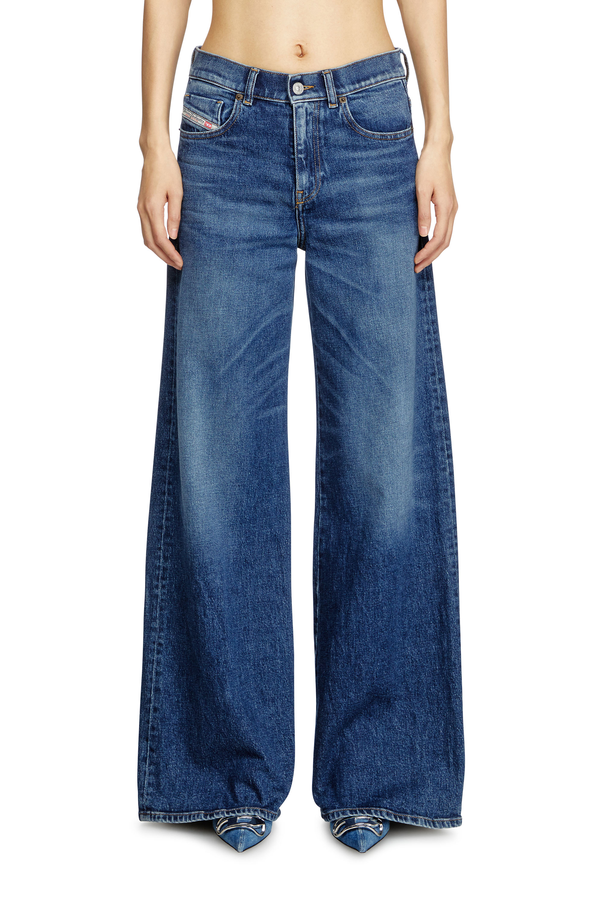 Diesel - Damen Flare Jeans 1978 D-Akemi 09L21, Mittelblau - 2